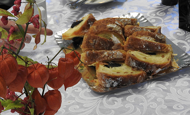 Nemėžis Köyü, Tatar Kültür Evi: acı-tatlı karışımı bir tür kek